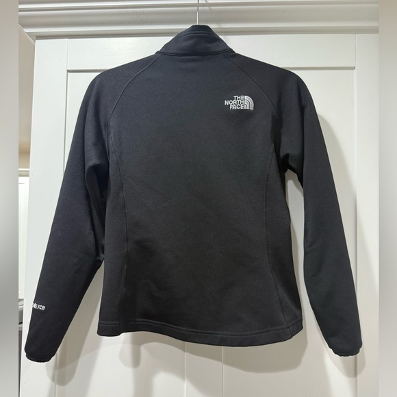 The North Face Soft Shell Jacket - Picture 2 of 5